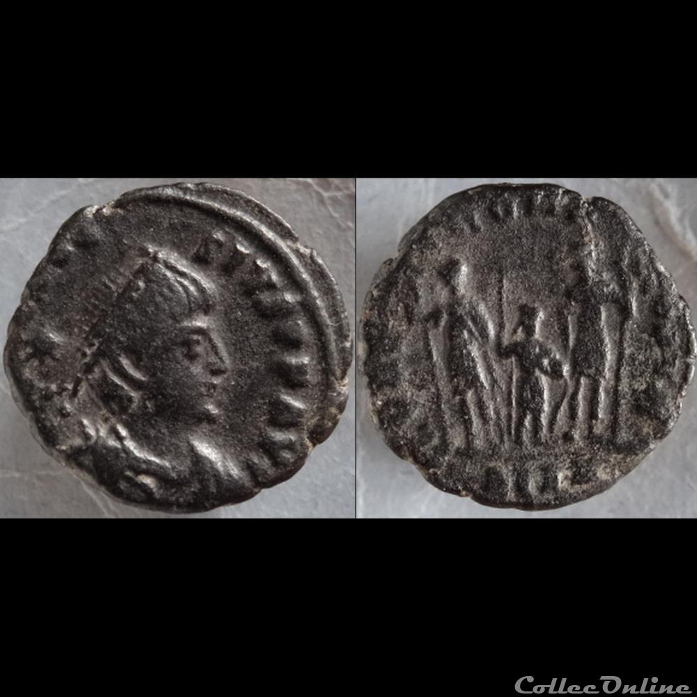 Ae4 Théodose II - Alexandrie RIC. 159 2 monnaie antique romaine ae4 theodose ii alexandrie ric 159