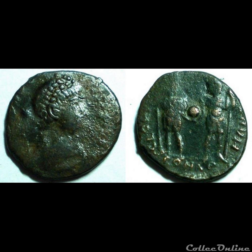 Ae4 Théodose II - Constantinople RIC. 410 monnaie antique romaine ae4 theodose ii constantinople ric 410