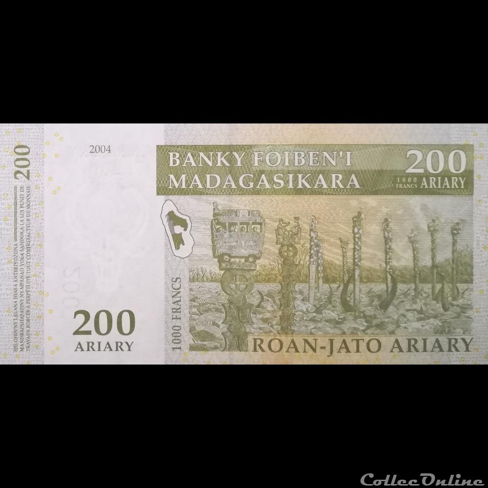 MADAGASCAR - P 87 B - 200 ARIARY - 2004 billet afrique madagascar p 87 b 200 ariary 2004