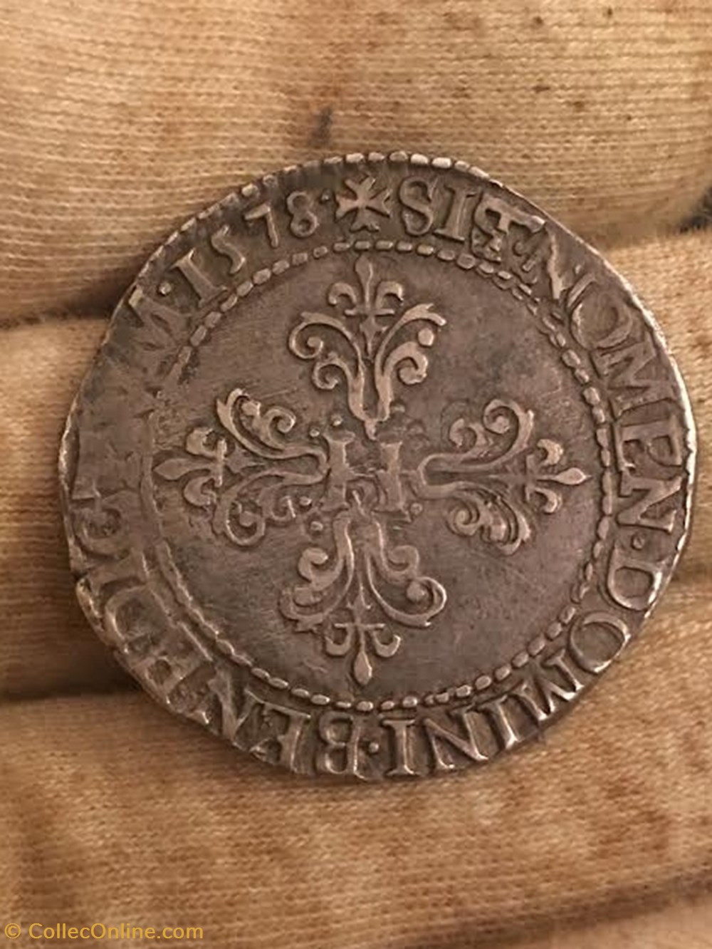 Franc d'argent Henri III 1578/7 dit au col plat Dijon 4 monnaies europe medievale france royales franc argent henri iii 1578 7 dit au col plat dijon
