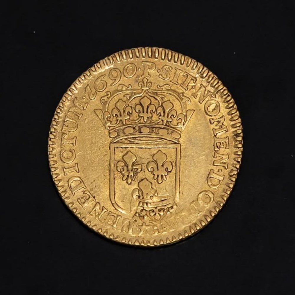 monnaies europe medievale france royales louis or a ecu louis xiv 1690 p dijon flan reforme