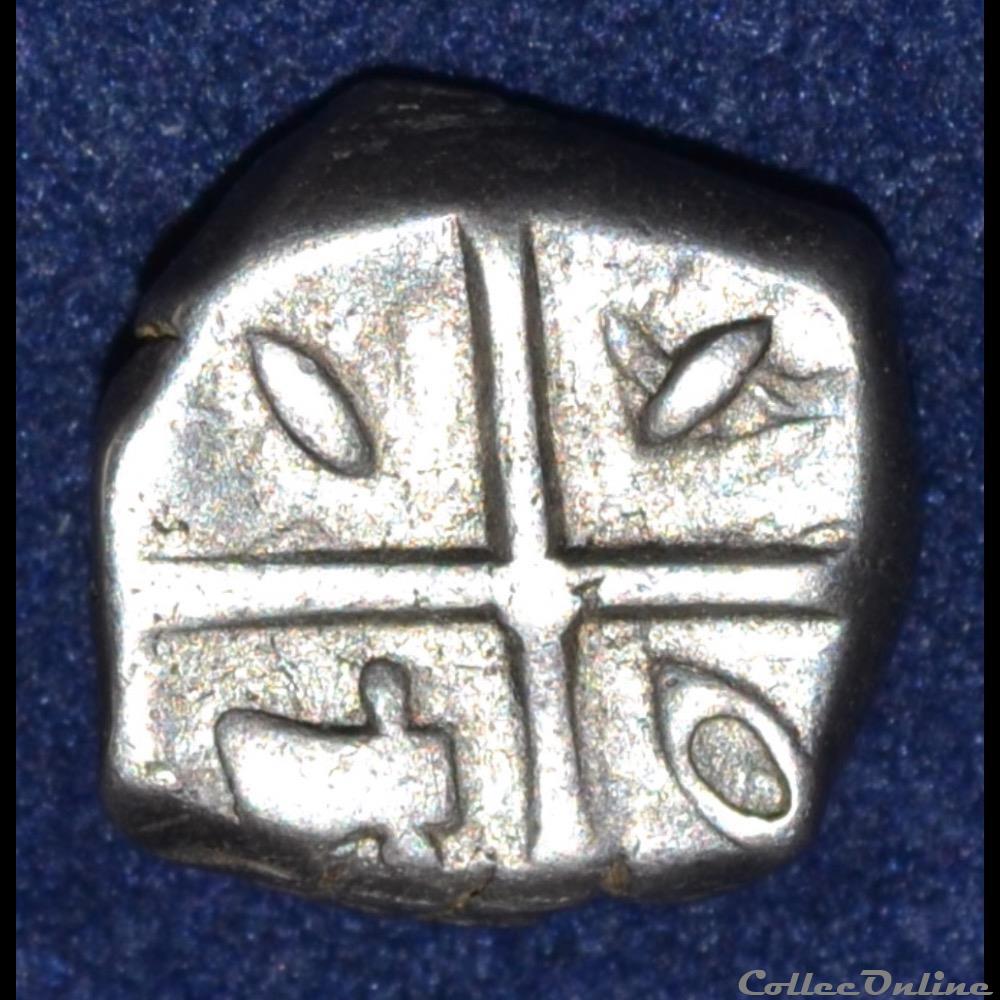 VOLQUES TECTOSAGES (région de Toulouse) Drachme à la tête cubiste monnaie antique gauloise volques tectosages region de toulouse drachme a la tete cubiste