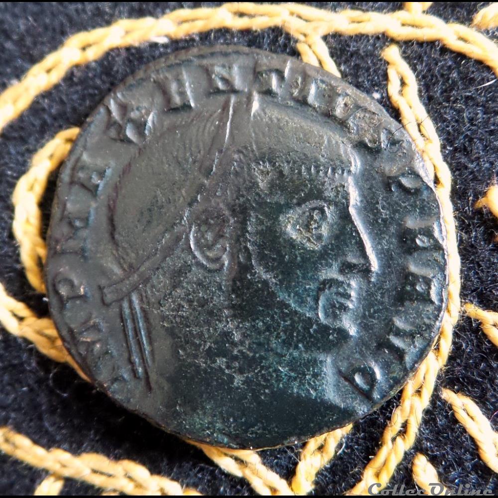 MAXENCE - Follis de 5,60g et 24mm de diamètre. monnaie antique romaine maxence follis de 5 60g et 24mm de diametre