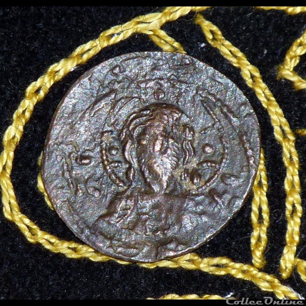 NICEPHORE III BOTANIATES - Follis de 3,50g et 23 mm de diamètre. monnaie antique byzantine nicephore iii botaniates follis de 3 50g et 23 mm de diametre