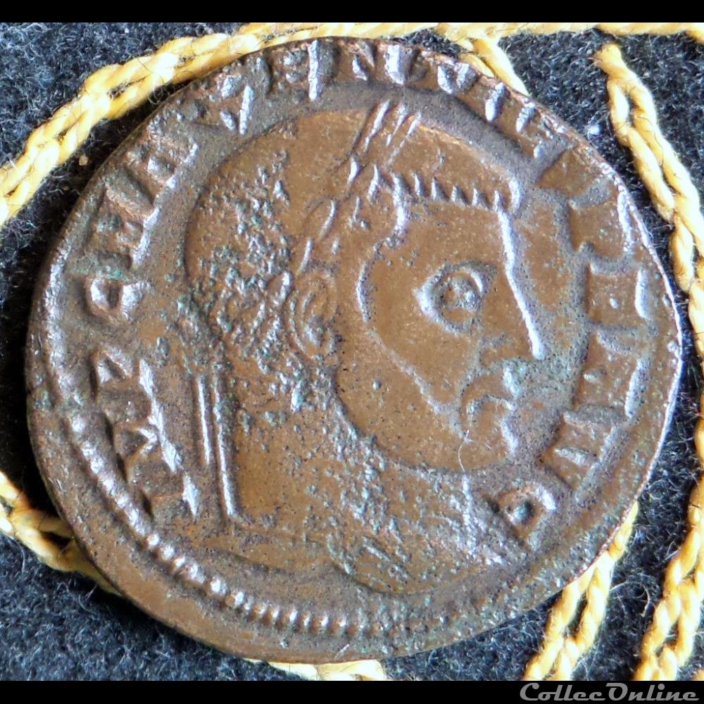 MAXENCE - Follis de 5,89g et 24mm de diamètre. monnaie antique romaine maxence follis de 5 89g et 24mm de diametre