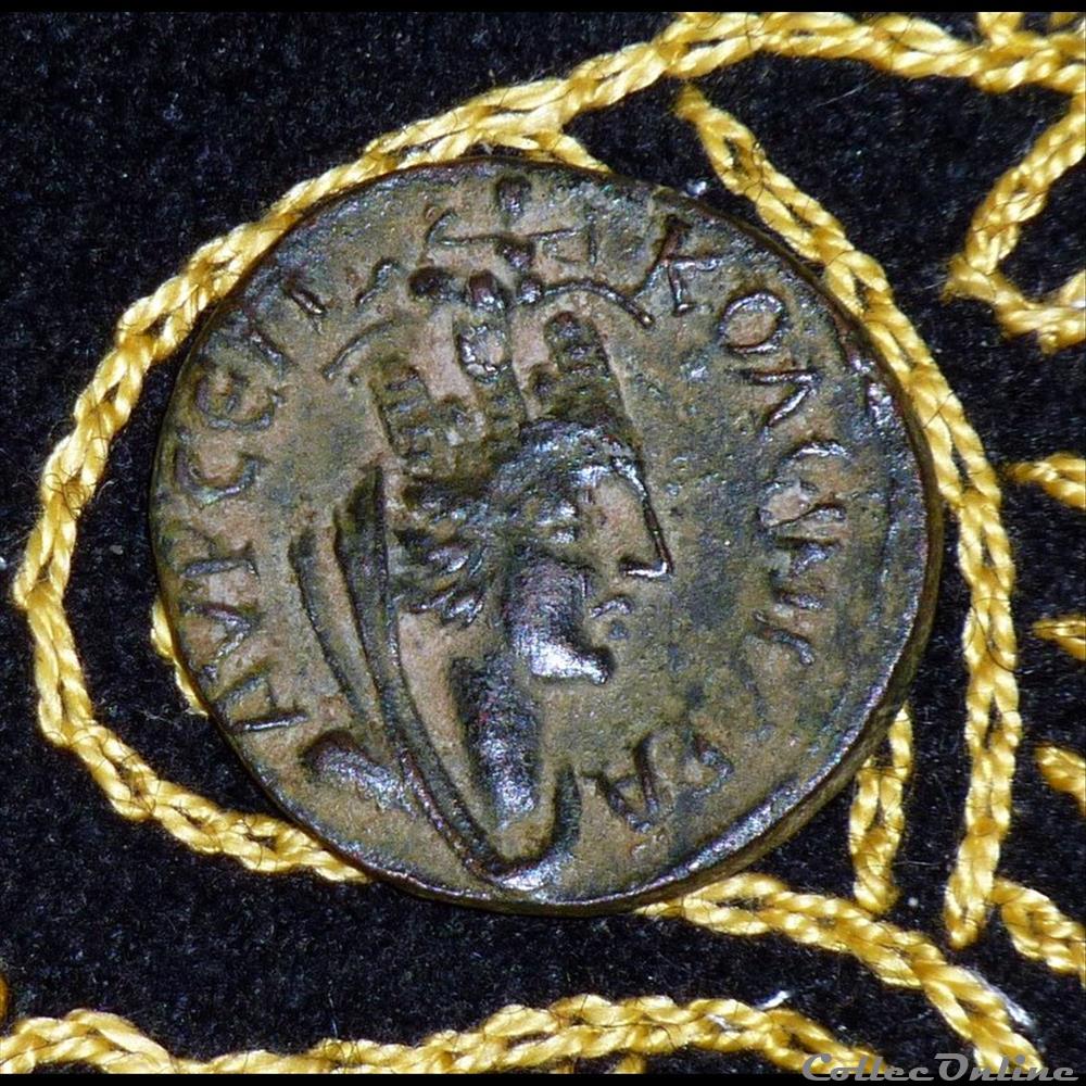 GORDIEN III - Bronze de 10,42g et 26 mm de diamètre. monnaie antique romaine provinciale gordien iii bronze de 10 42g et 26 mm de diametre
