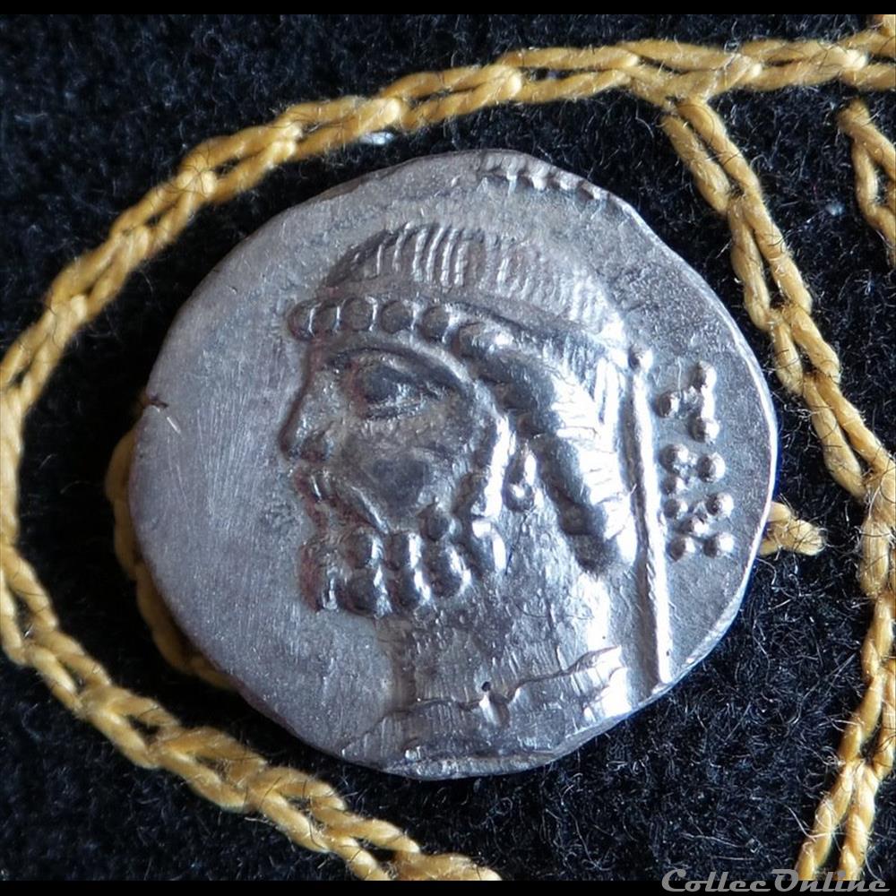 PHRAATES II - AR Drachm de 4,12g et 18 mm de diamètre. monnaie antique elymaide parthe sassanide phraates ii ar drachm de 4 12g et 18 mm de diametre