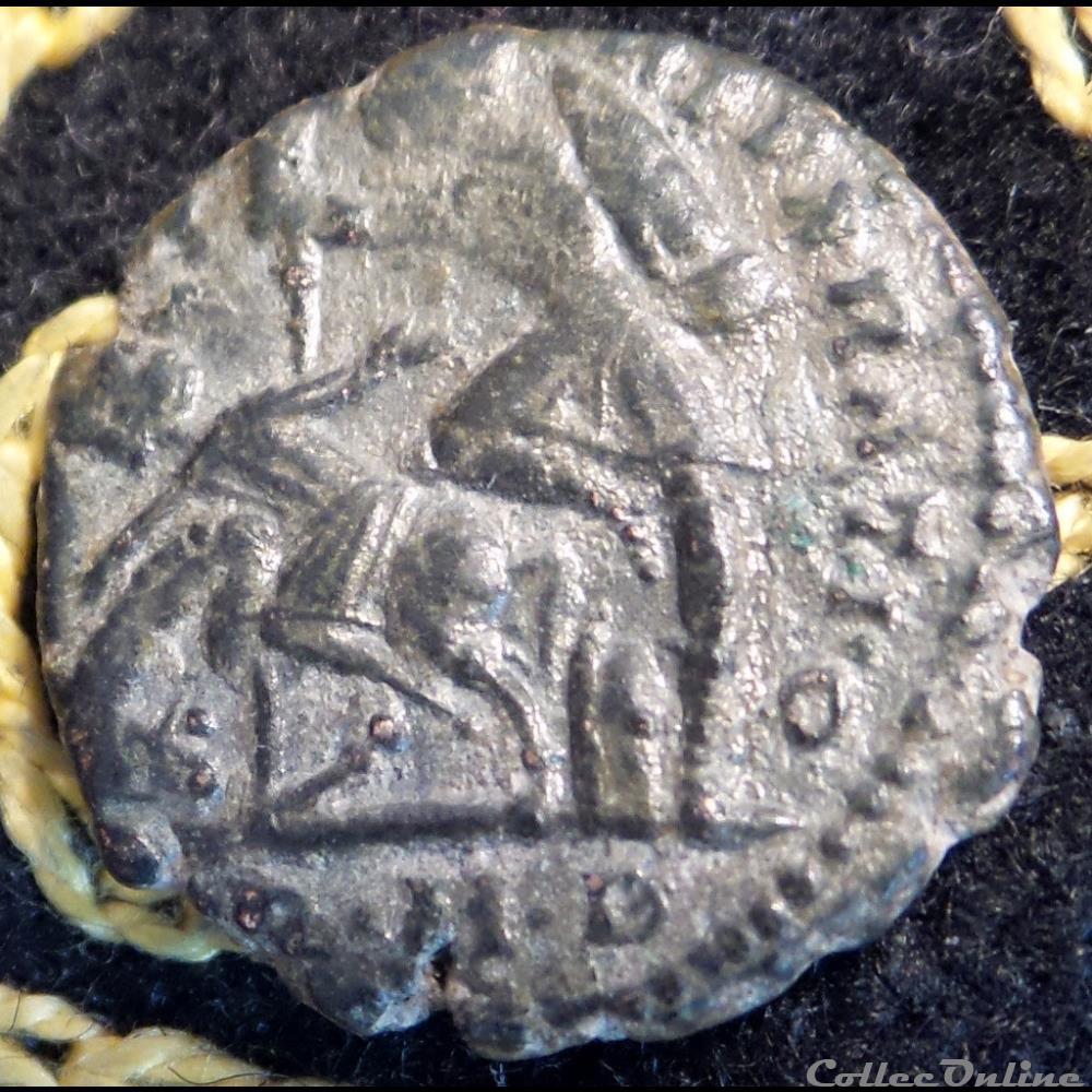 FEL TEMP RE PARATIO (Majorina réduite) monnaie antique romaine fel temp re paratio majorina reduite