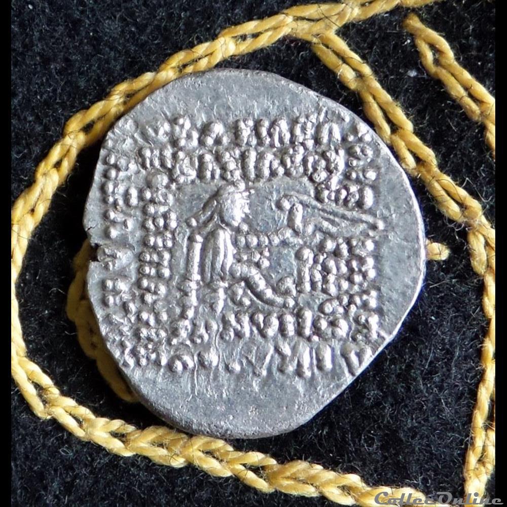 MITHRADATES IV - AR Drachm de 3,96g et 18/20 mm de diamètre. monnaie antique elymaide parthe sassanide mithradates iv ar drachm de 3 96g et 18 20 mm de diametre