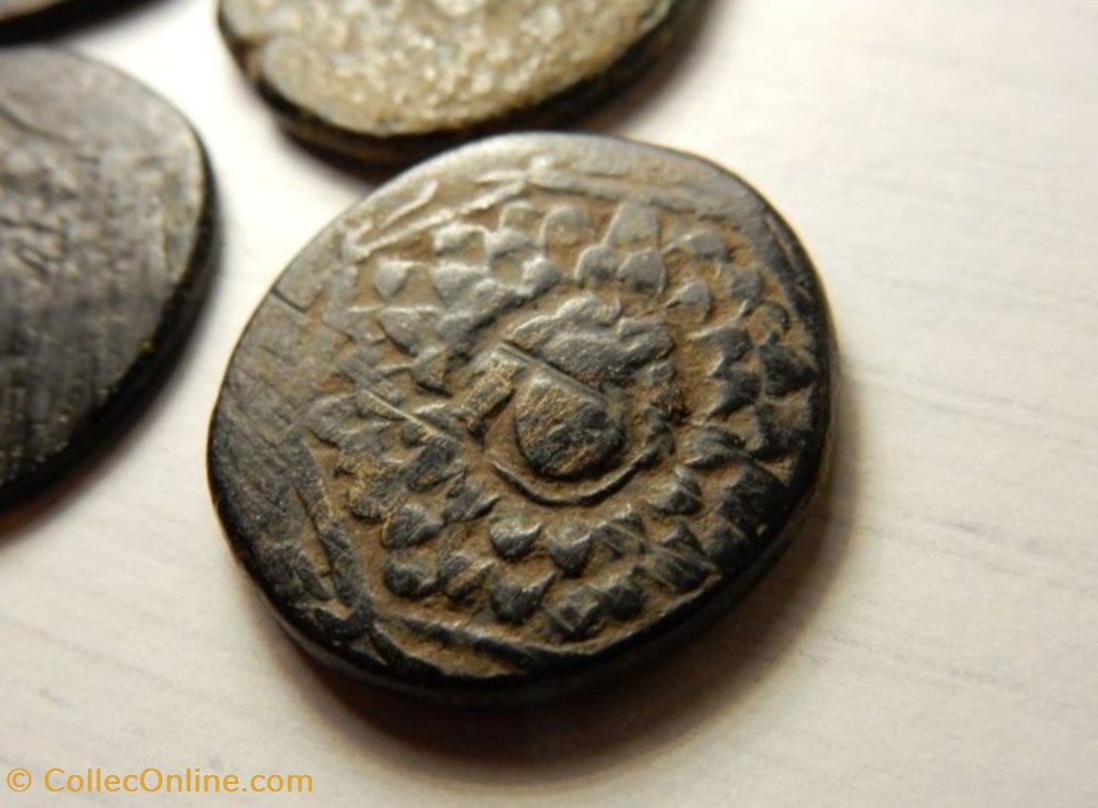 5 AE COINS Bronze PONT 90 av. JC 3 monnaies antiquite ap grecques 5 ae coins bronze pont 90 av jc