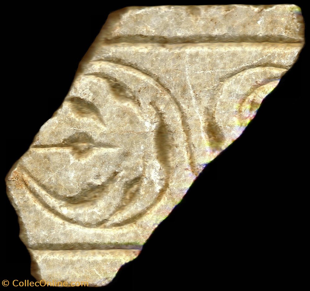 art antiquites archeologie europe roche decorative 7