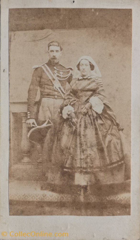 Gendarme Impérial, Second Empire, avec son épouse militaria photographies gendarme imperial second empire avec son epouse