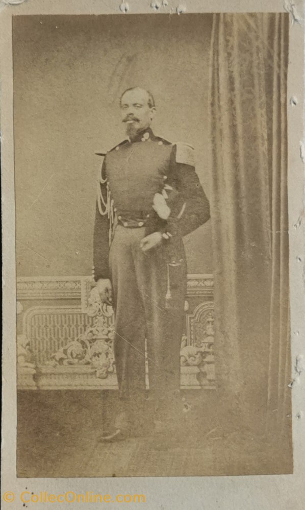 Lieutenant de Gendarmerie de la Garde Impériale, Second Empire militaria photographies lieutenant de gendarmerie de la garde imperiale second empire