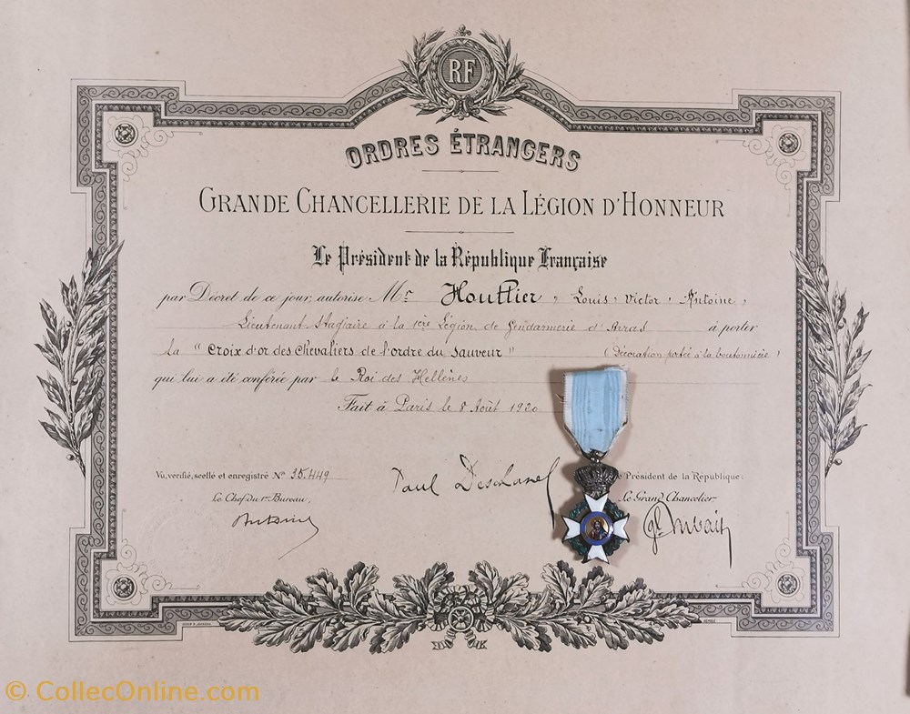 1920 Diplôme et médaille de la Croix d'Or des Chevaliers de l'Ordre du Sauveur (Grèce) militaria medailles insignes 1920 diplome et medaille de la croix or des chevaliers de ordre du sauveur grece