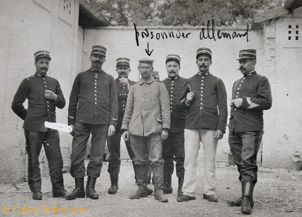 militaria photographies guerre 14 19 prisonniers allemands escorte par des gendarmes