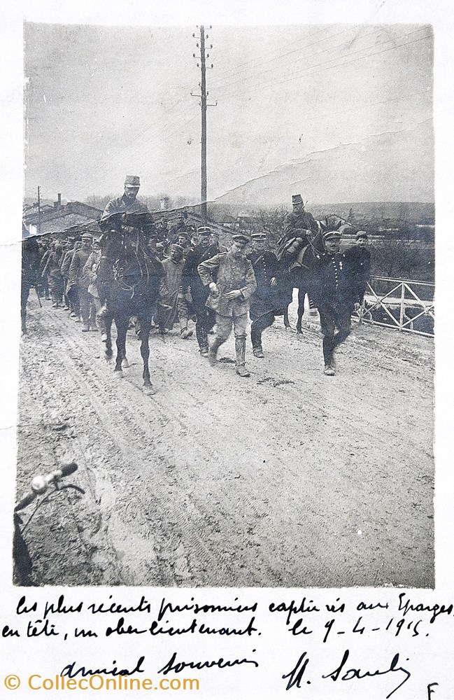 Guerre 14/19 - Prisonniers allemands, escorte par des gendarmes militaria photographies guerre 14 19 prisonniers allemands escorte par des gendarmes