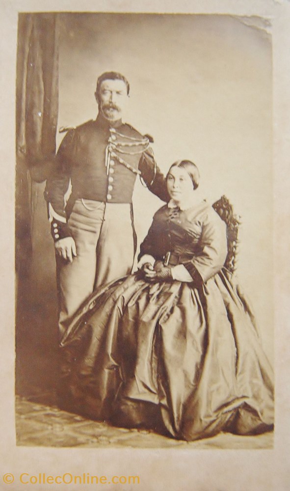 Brigadier de Gendarmerie Impériale avec son épouse, Second Empire militaria photographies brigadier de gendarmerie imperiale avec son epouse second empire