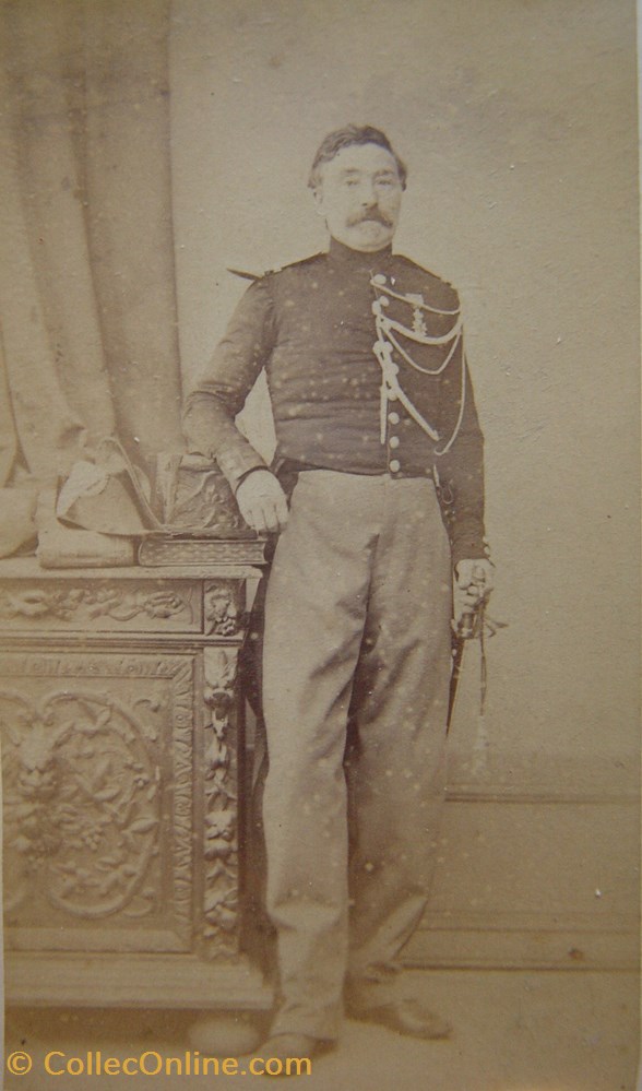Lieutenant de Gendarmerie Impériale, Second Empire militaria photographies lieutenant de gendarmerie imperiale second empire