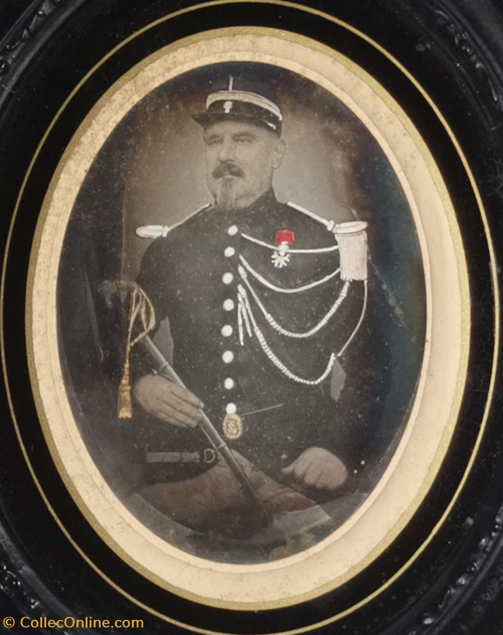 1855, Lieutenant de Gendarmerie Impériale, Second Empire, à Toulon militaria photographies 1855 lieutenant de gendarmerie imperiale second empire a toulon