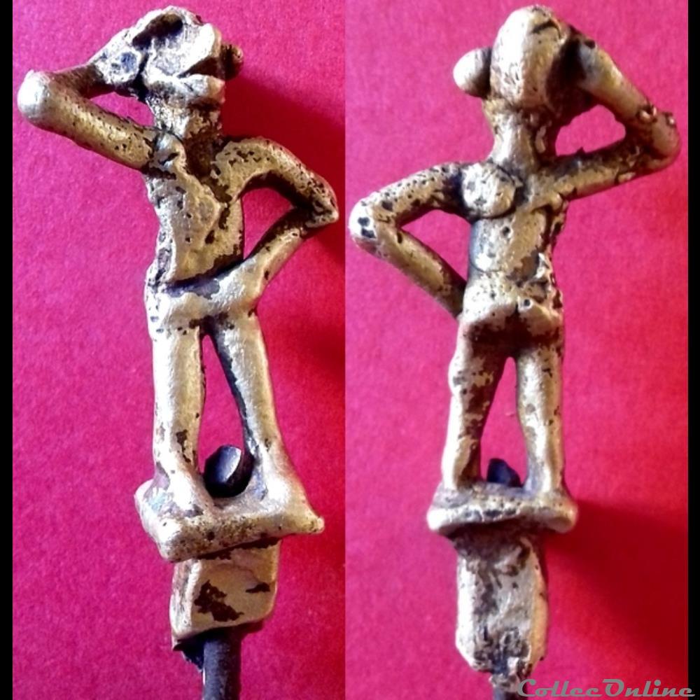 PIC A BROCHETTE ART POPULAIRE AFRIQUE antiquite africain pic a brochette art populaire afrique