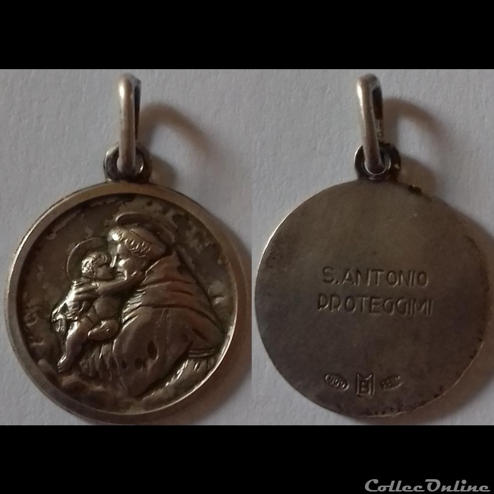 Médaille religieuse argent. patrimoine religieux objet de culte europe medaille religieuse argent