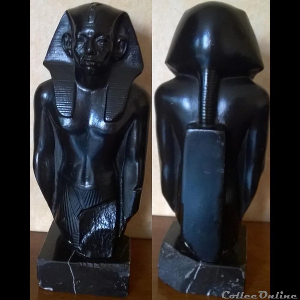 art antiquite archeologie afrique statuette sur socle en marbre amenemhat iii