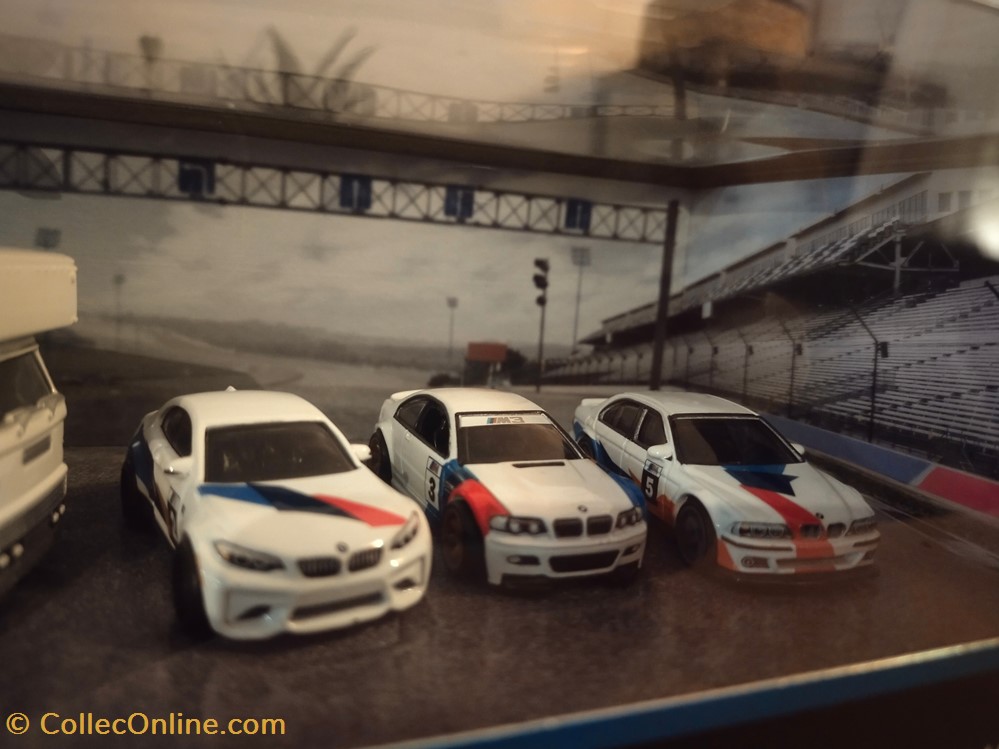 Pack BMW (Fleet Flyer, M2, M3 E46, M5 E39) modeles reduits voitures pack bmw fleet flyer m2 m3 e46 m5 e39