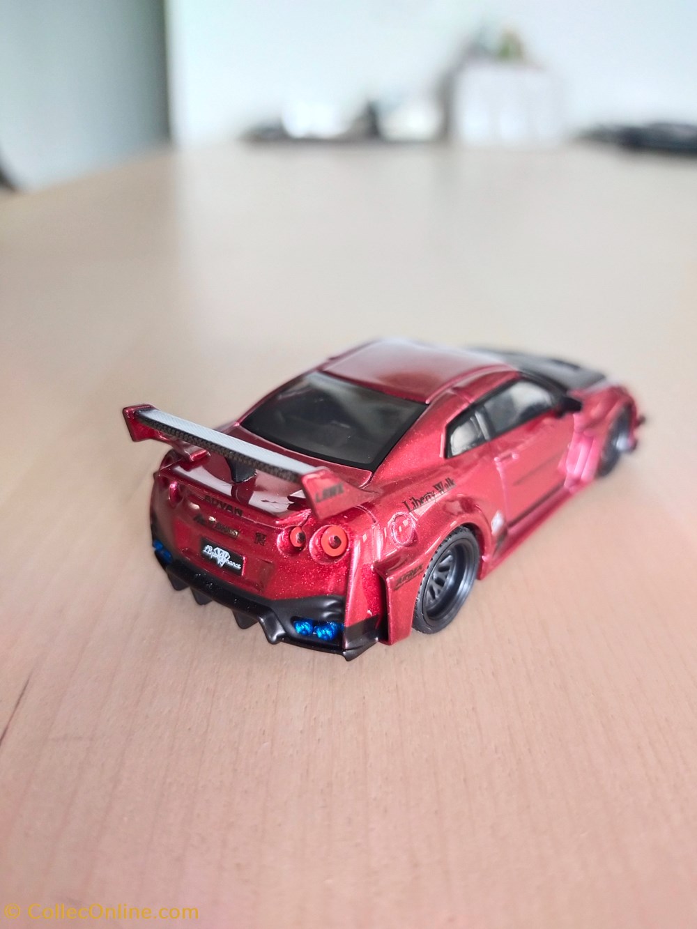 Nissan Skyline GT-R R35 LBWK modeles reduits voitures nissan skyline gt r r35 lbwk