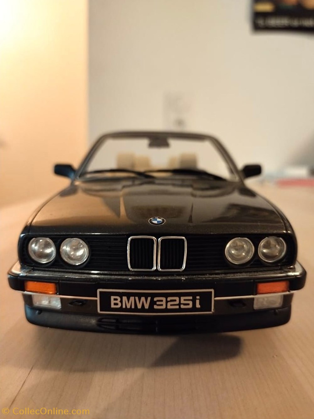 BMW 325i E30 Cabrio 2 modeles reduits voitures bmw 325i e30 cabrio
