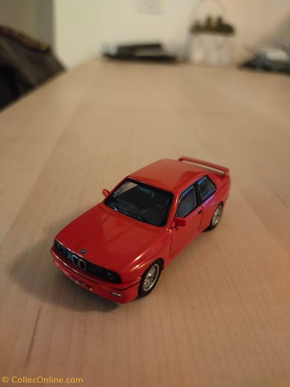 BMW M3 E30 modeles reduits voitures bmw m3 e30