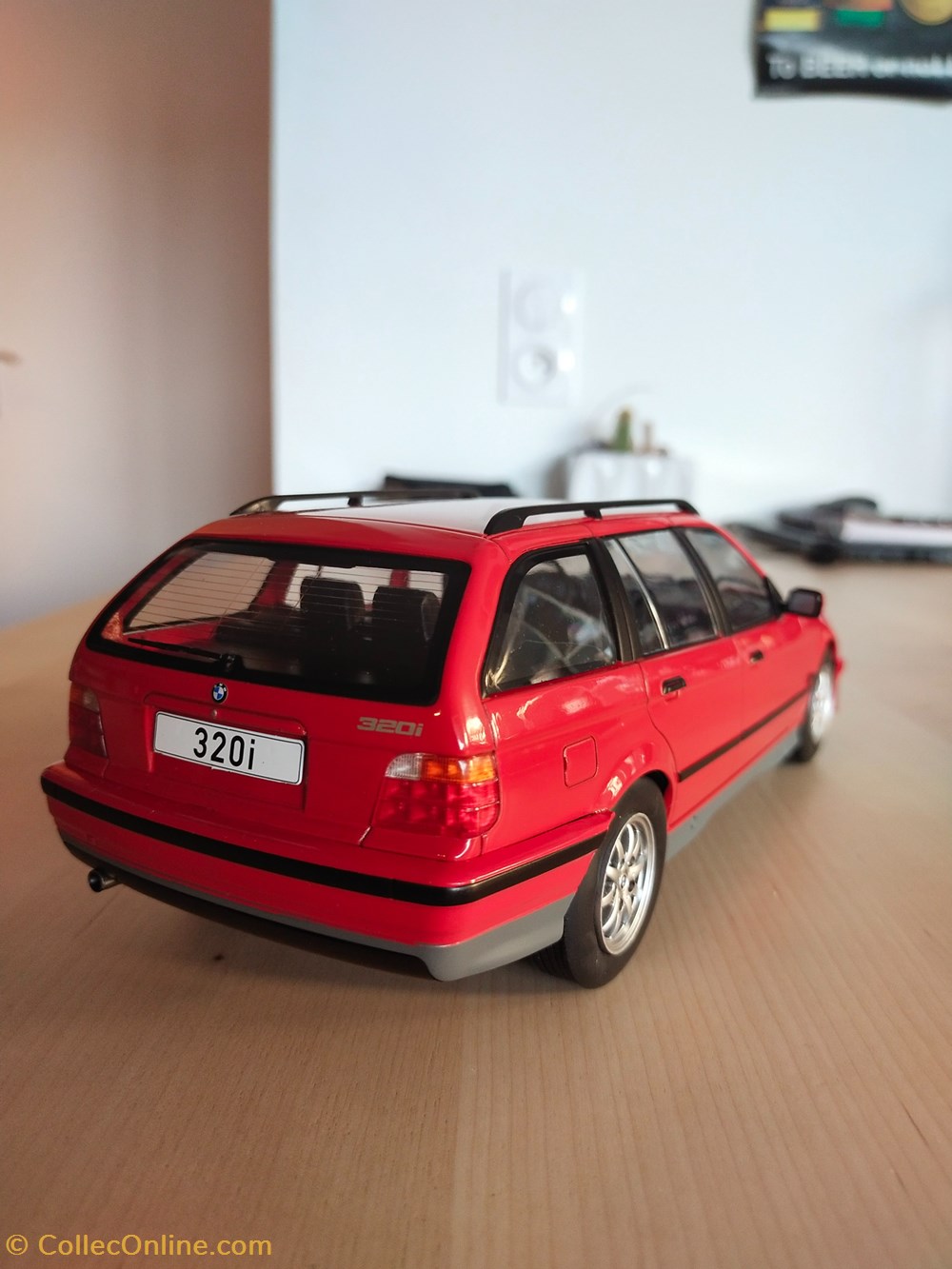 BMW 320i E36 Touring modeles reduits voitures bmw 320i e36 touring