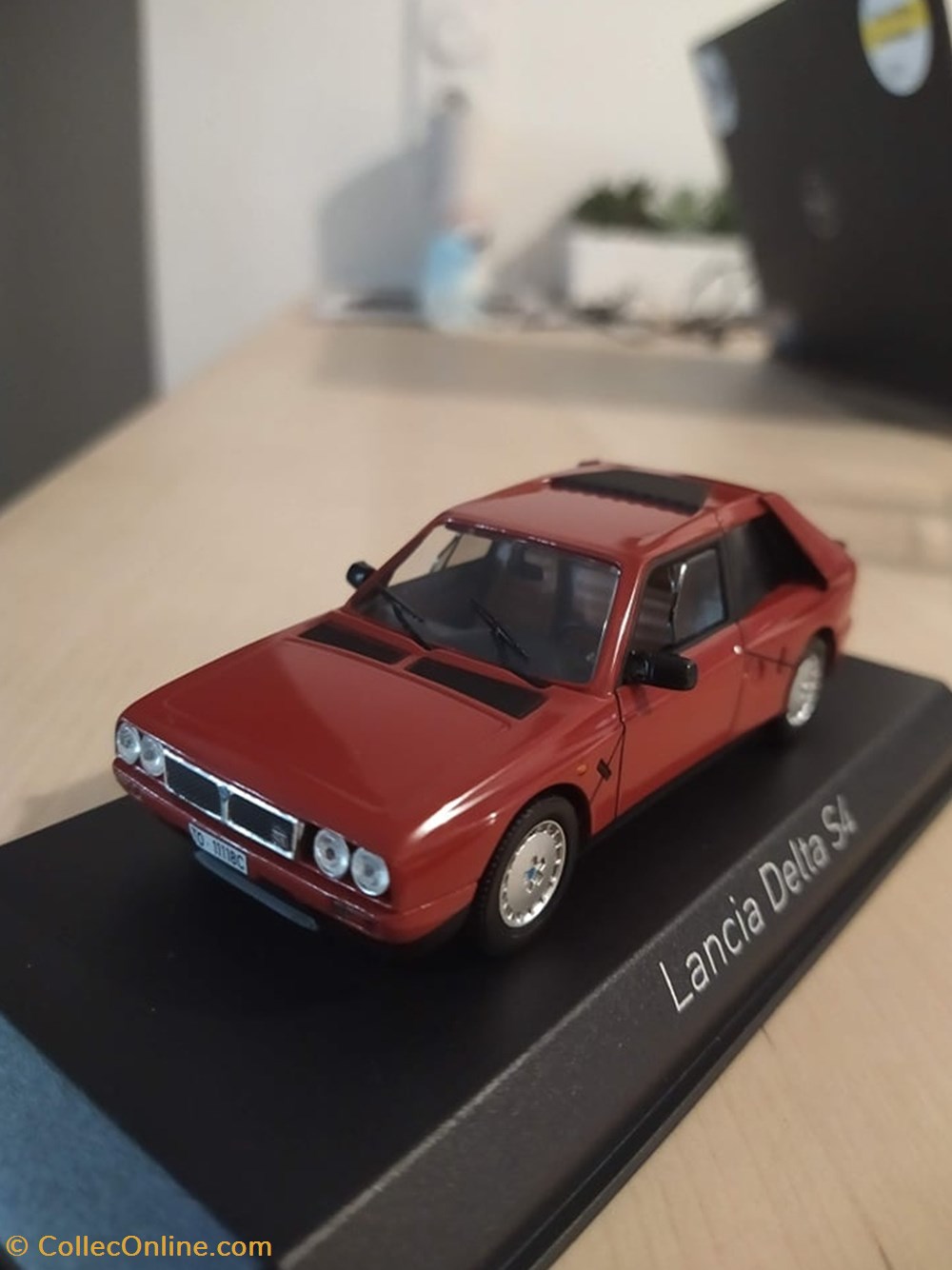 Lancia Delta S4 modeles reduits voitures lancia delta s4