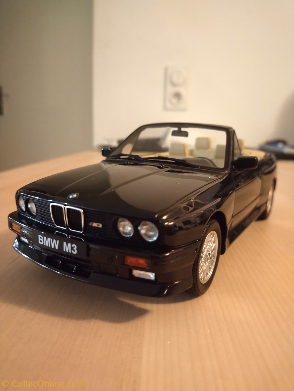 BMW M3 E30 Convertible modeles reduits voitures bmw m3 e30 convertible