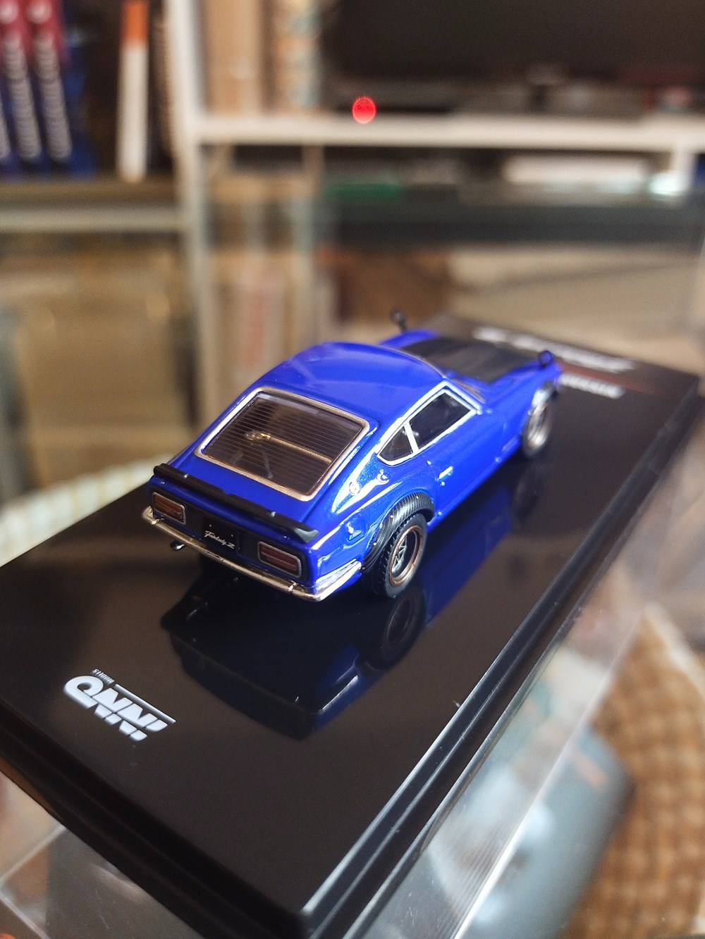 Nissan Fairlady Z S30 modeles reduits voitures nissan fairlady z s30
