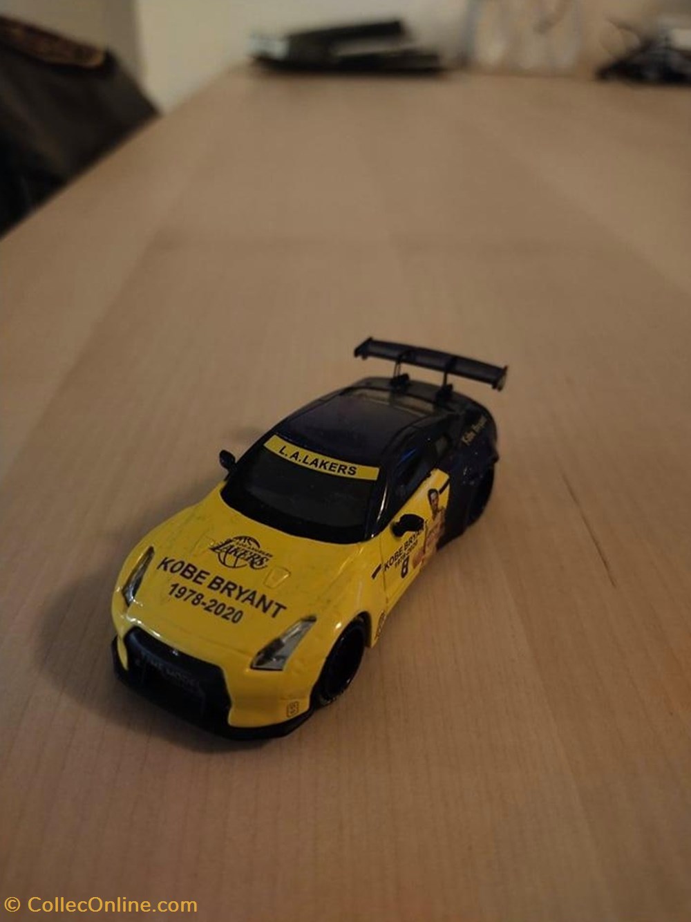 Nissan Skyline GT-R R35 LBWK ''Kobe Bryant'' modeles reduits voitures nissan skyline gt r r35 lbwk kobe bryant