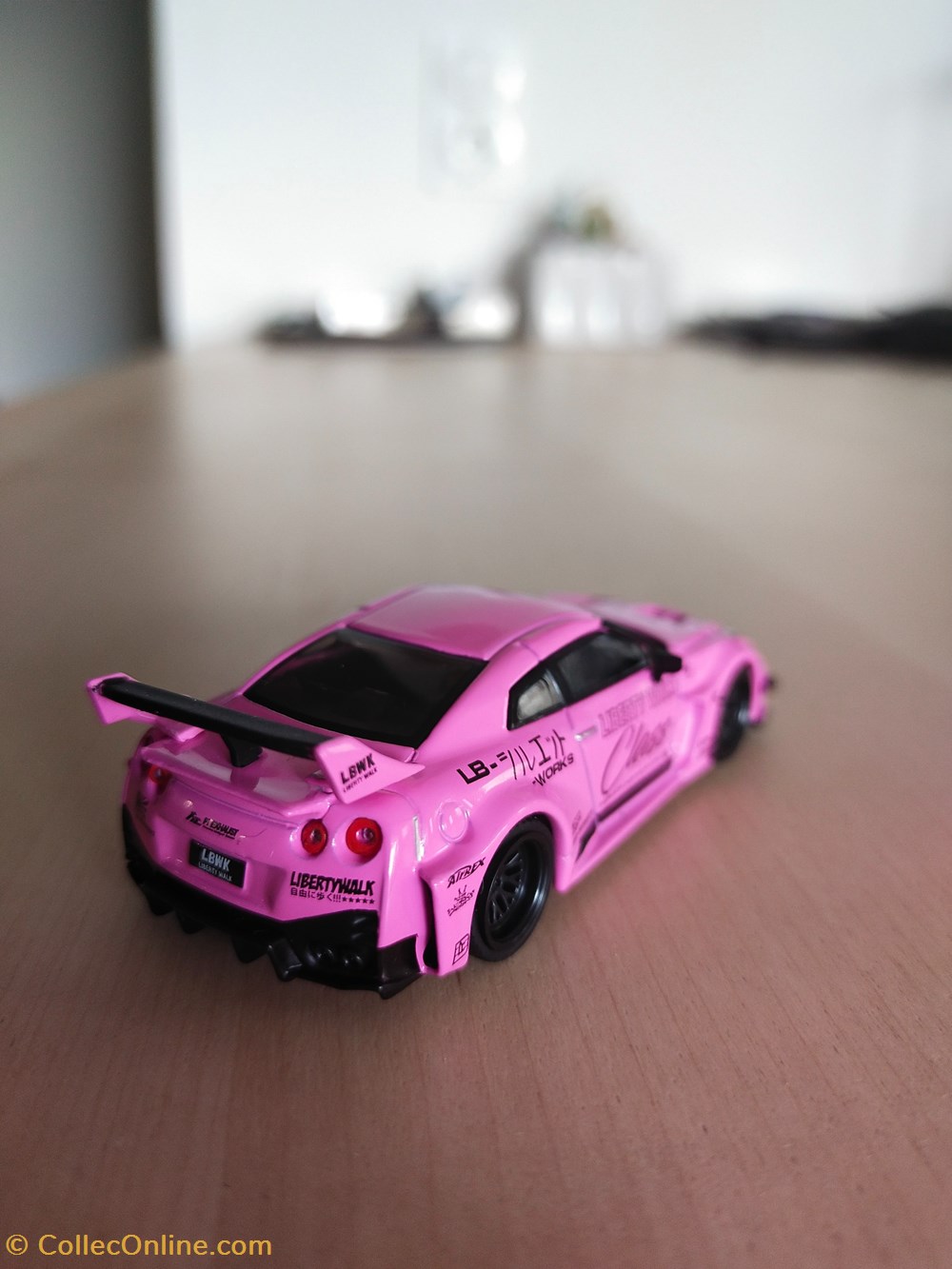 Nissan Skyline GT-R R35 LBWK modeles reduits voitures nissan skyline gt r r35 lbwk