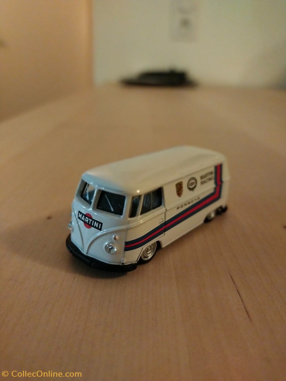 modeles reduits voitures volkswagen t1 porsche racing martini