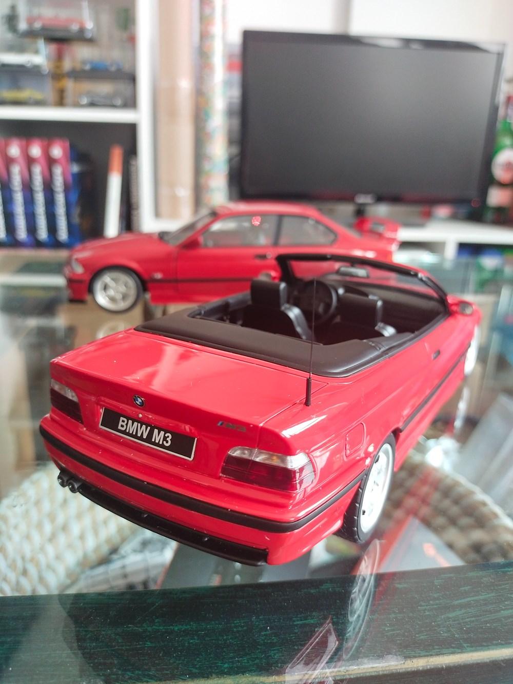 BMW M3 E36 Cabrio modeles reduits voitures bmw m3 e36 cabrio