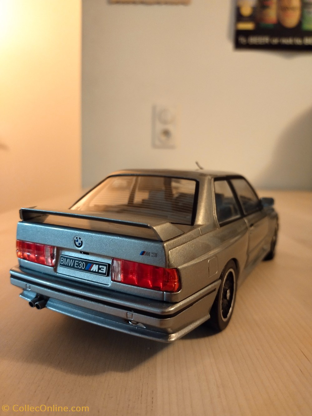 BMW M3 E30 modeles reduits voitures bmw m3 e30