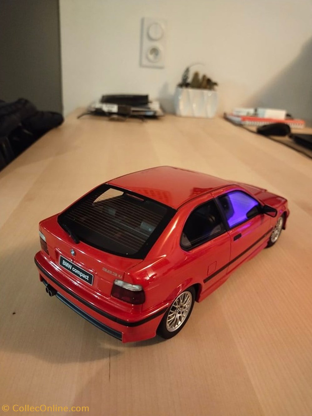 BMW 323 Ti E36 Compact 2 modeles reduits voitures bmw 323 ti e36 compact