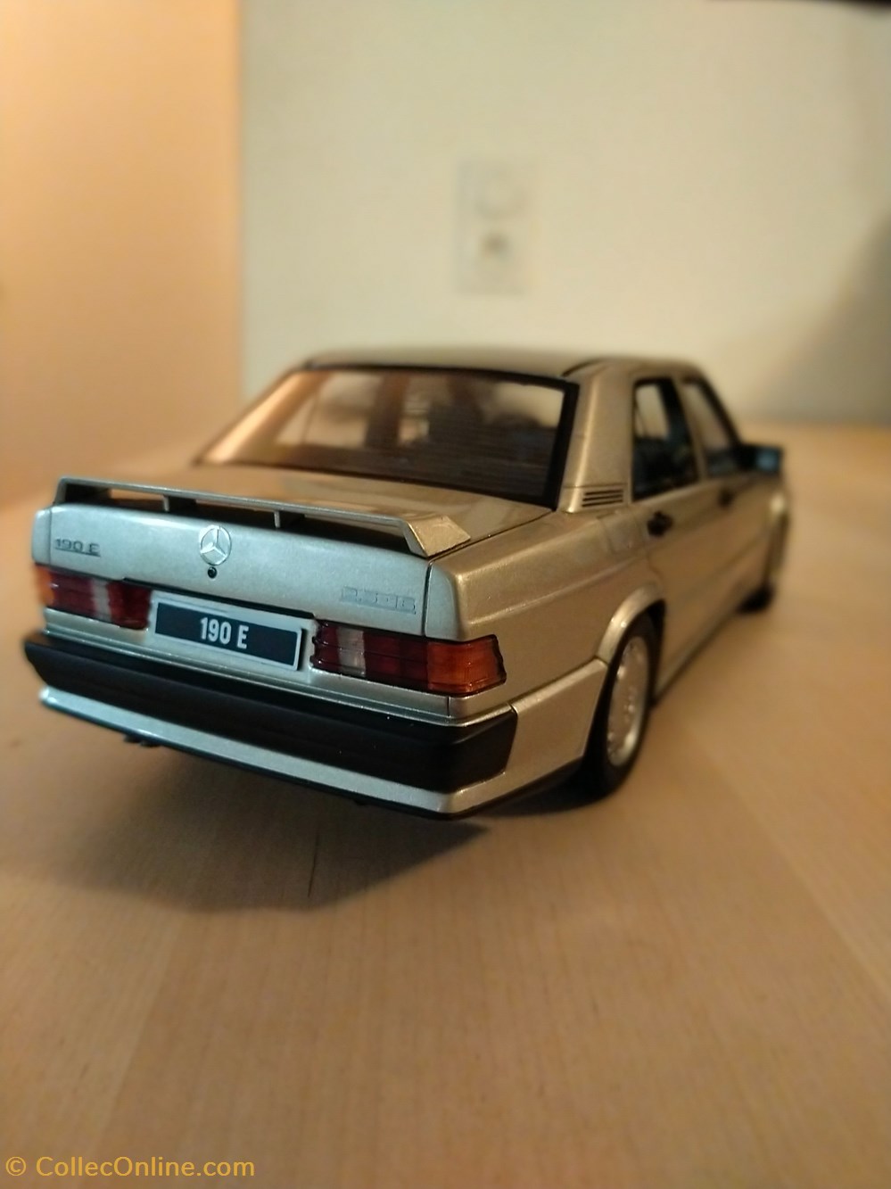 Mercedes-Benz 190E 2.5 16v modeles reduits voitures mercedes benz 190e 2 5 16v