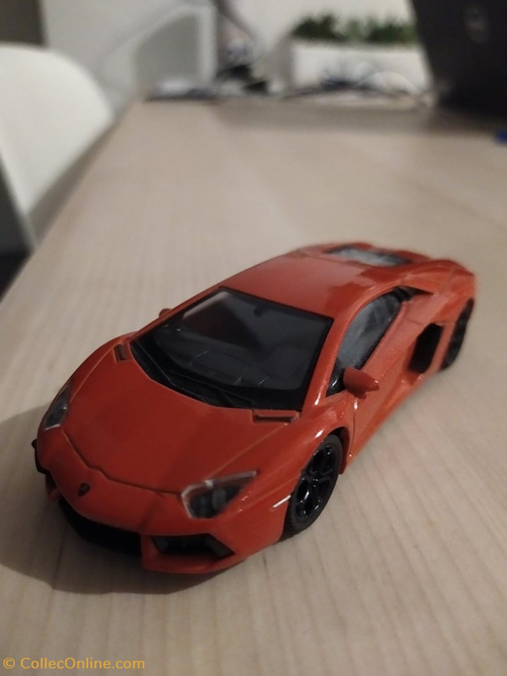 Lamborghini Aventador LP 700-4 modeles reduits voitures lamborghini aventador lp 700 4