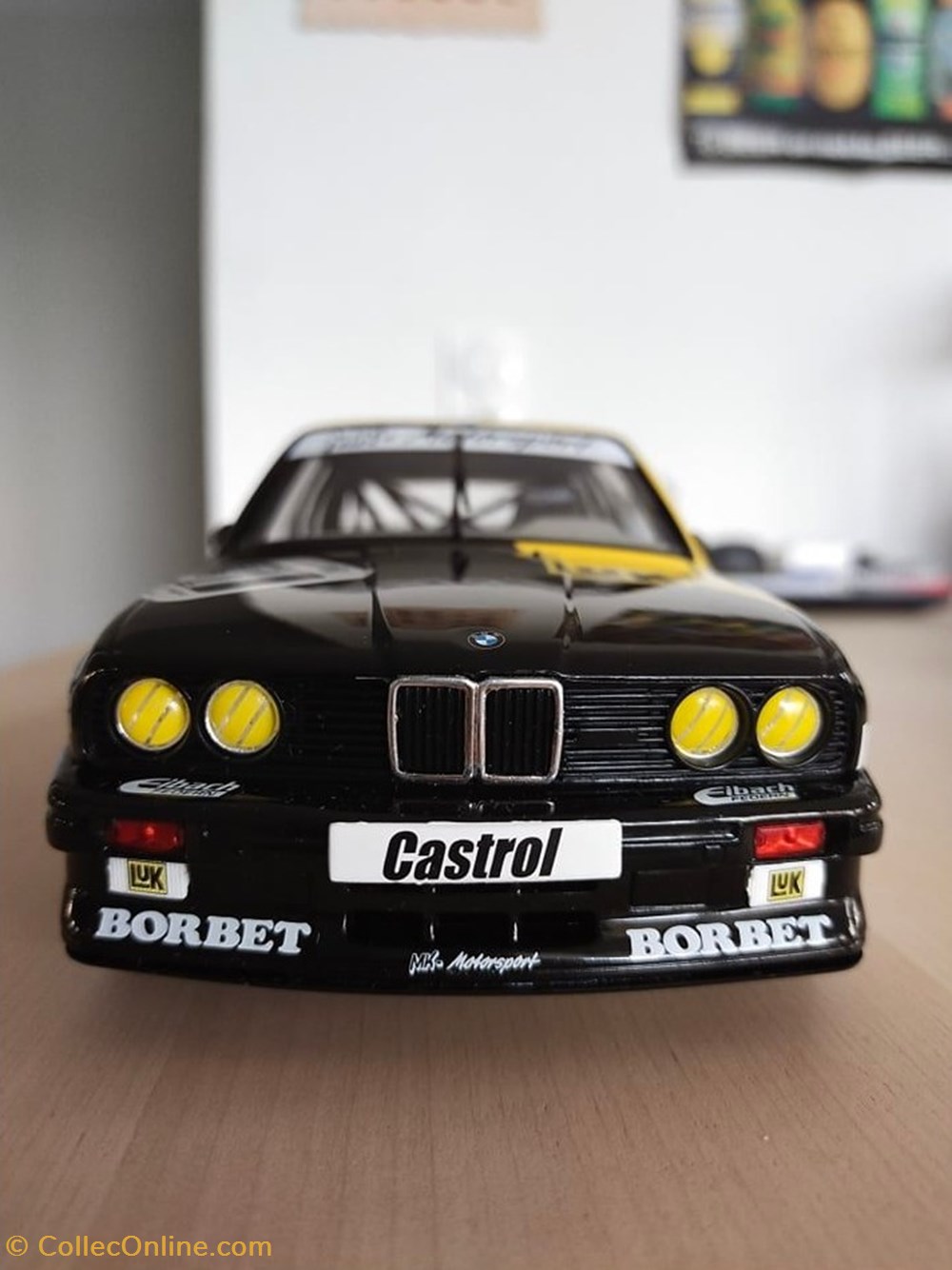 BMW M3 E30 DTM Luk 2 modeles reduits voitures bmw m3 e30 dtm luk