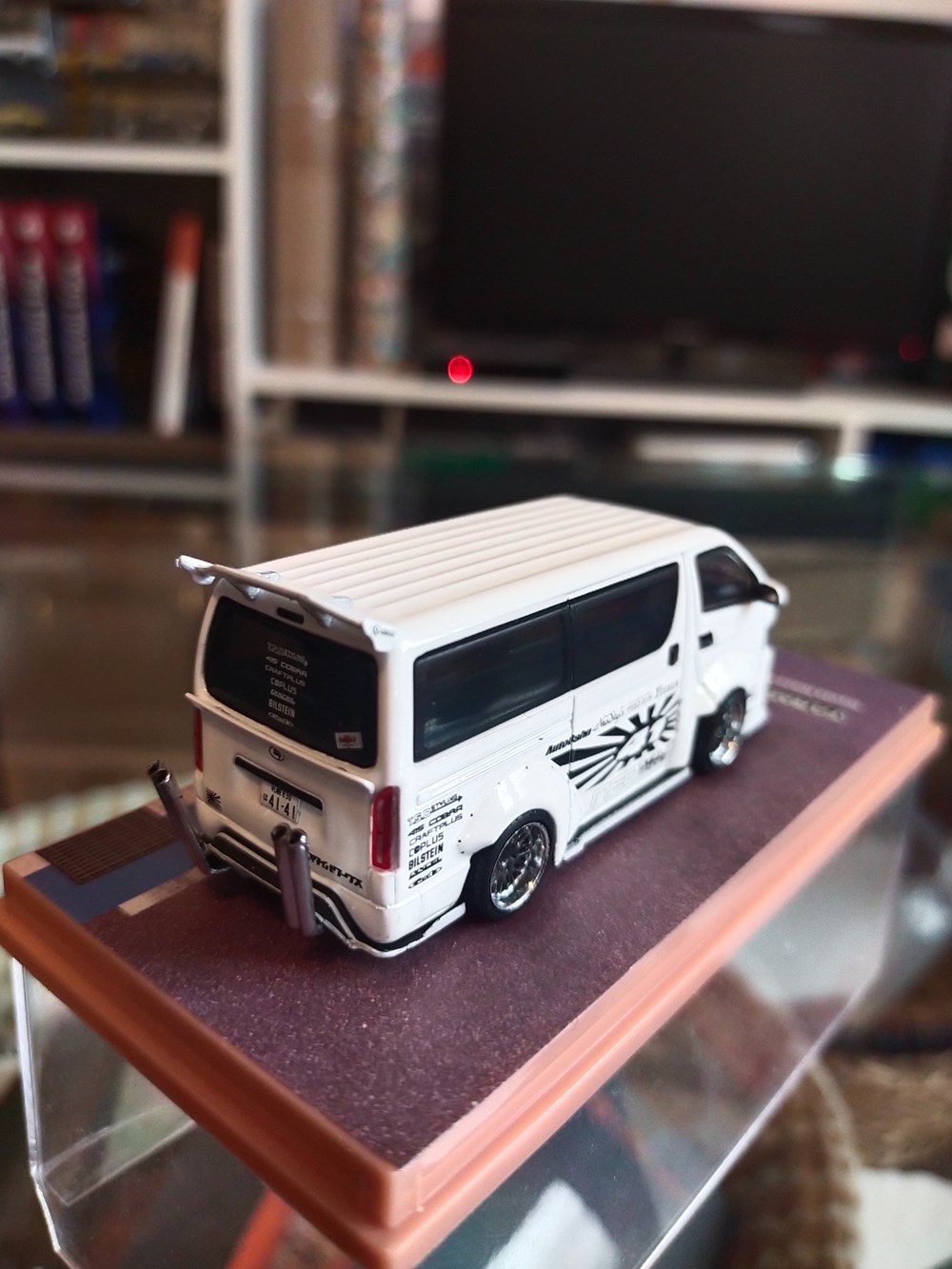 Toyota Hiace Widebody modeles reduits voitures toyota hiace widebody