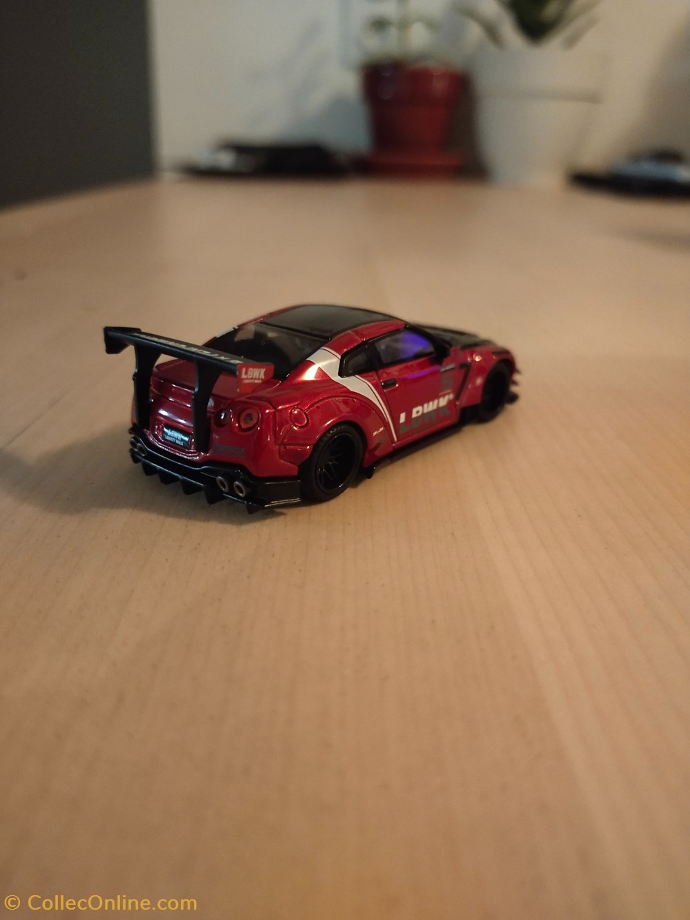 Nissan Skyline GT-R R35 LBWK modeles reduits voitures nissan skyline gt r r35 lbwk