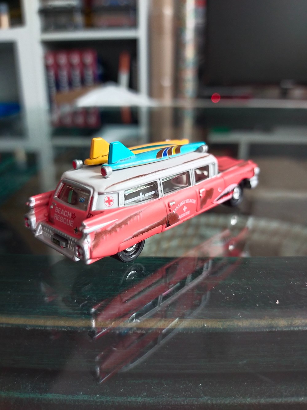 Cadillac Eldorado Ambulance Surf Shark modeles reduits voitures cadillac eldorado ambulance surf shark