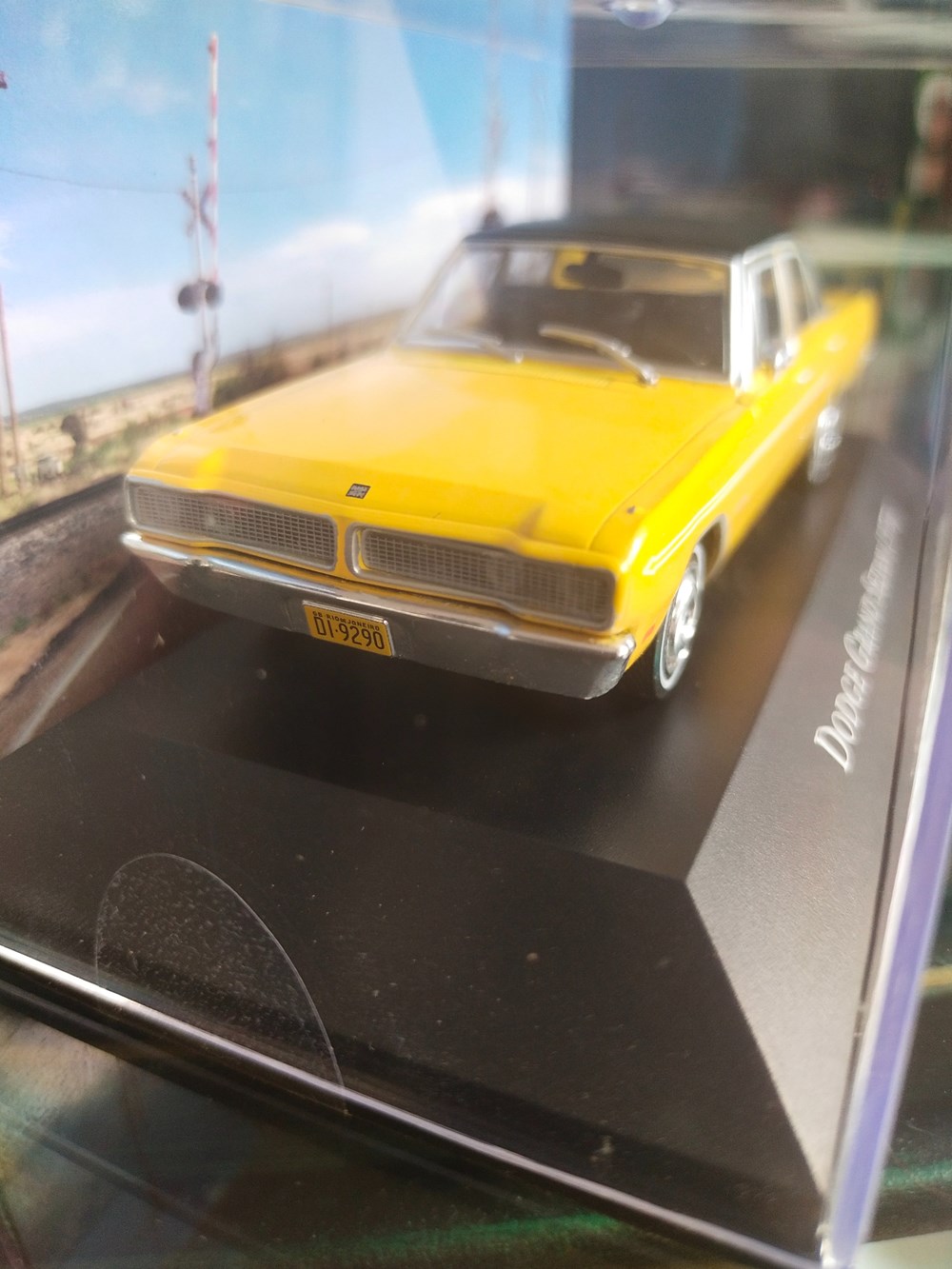 modeles reduits voitures dodge grand sedan