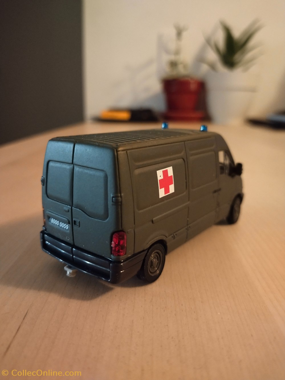 Renault Master Ambulance modeles reduits camions renault master ambulance