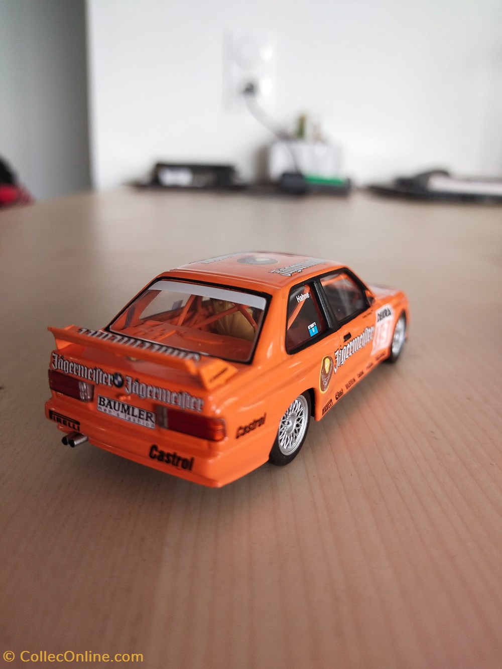 BMW M3 E30 DTM Jägermeister modeles reduits voitures bmw m3 e30 dtm jagermeister