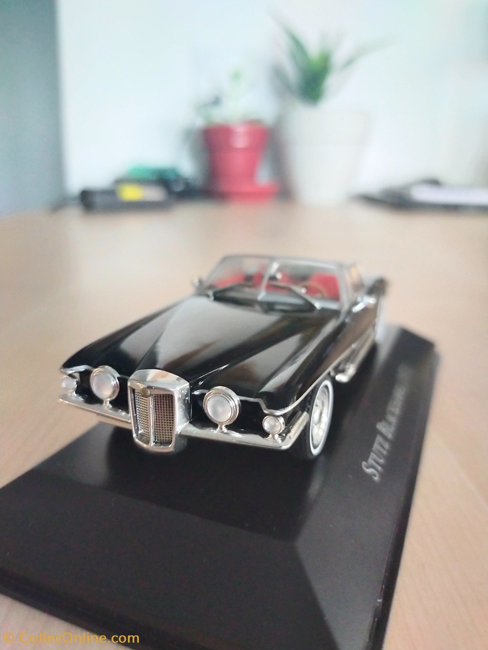 Stutz Blackhawk modeles reduits voitures stutz blackhawk